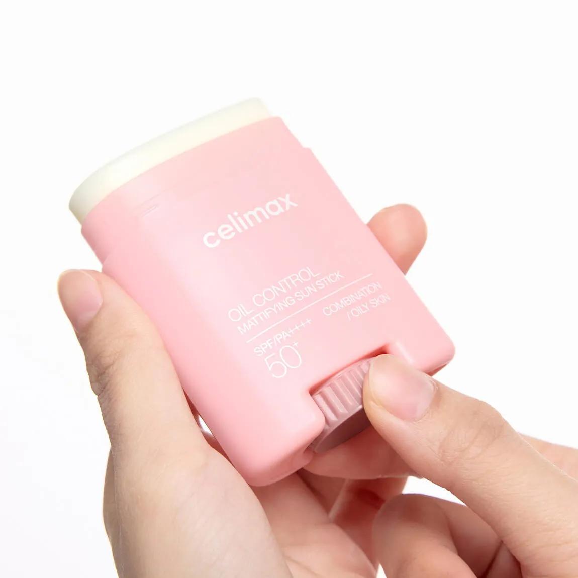 CELIMAX OIL CONTROL MATTIFYING SUN STICK miniatura 5