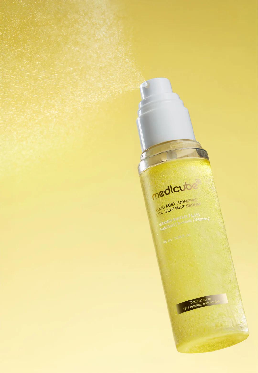 MEDICUBE KOJIC ACID TURMERIC VITA JELLY MIST SERUM