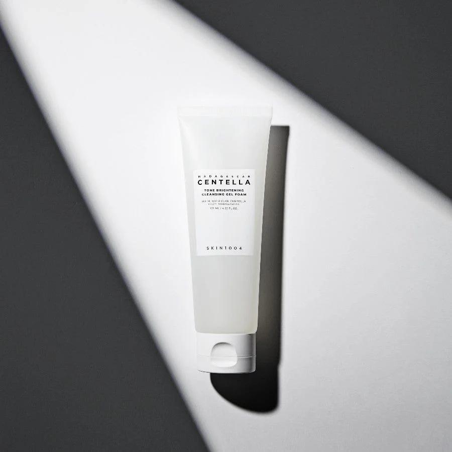 SKIN 1004 TONE BRIGTENING CLEANSING GEL FOAM